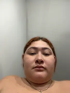 Snapshot of Rouse-Antonella_ chatting on May 2026 05:13:01 AM Rouse-Antonella online show from May 2026 05:13:01 AM