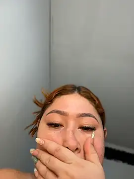 Snapshot of Rouse-Antonella_ chatting on May 2026 09:17:02 AM Rouse-Antonella online show from May 2026 09:17:02 AM