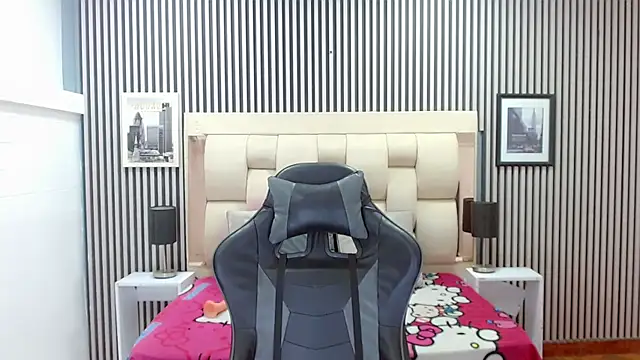 Sophia Valentina online show from February 2026 12:48:02 PM