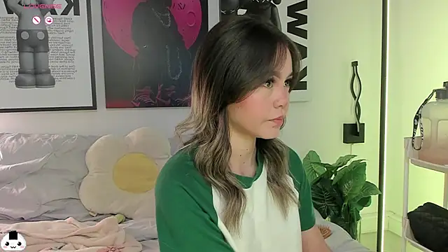 Hey lucy   online show from April 2026 11:22:02 AM