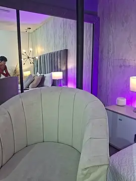 Eva Monroes online show from April 2026 05:19:08 AM