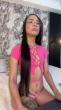 Mialarouse online show from February 2026 08:01:02 PM