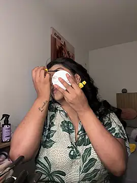 moonhelen online show from March 2026 11:33:01 PM