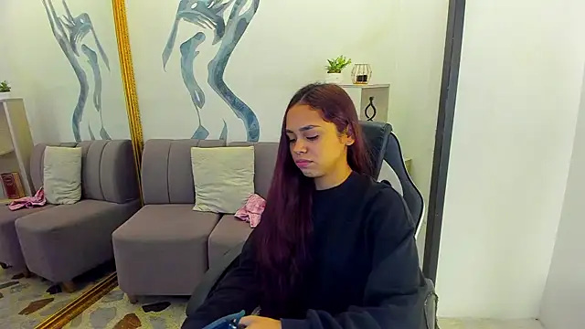 Snapshot of CarolineFyre chatting on February 2026 01:08:02 PM CarolineFyre online show from February 2026 01:08:02 PM