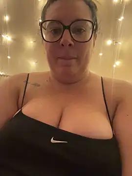 JasmineGlow7 online show from February 2026 10:06:02 PM