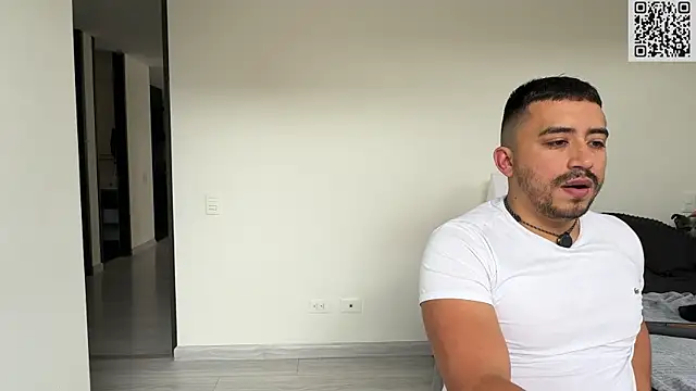 Sofii n Diego online show from July 2026 05:20:01 PM