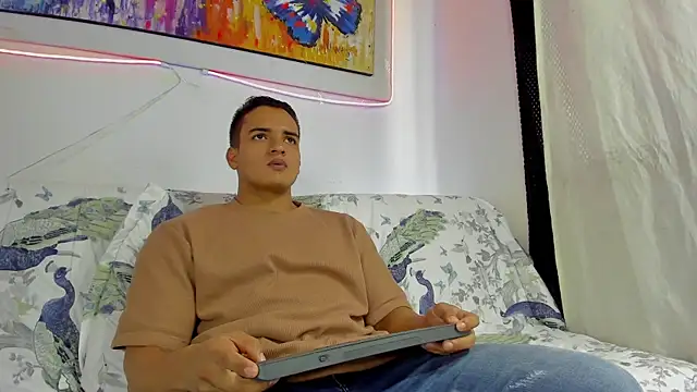 jhon nicolas online show from March 2026 07:30:01 PM