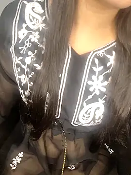 Snapshot of Alix_cuti chatting on February 2026 05:50:01 PM Alix cuti online show from February 2026 05:50:01 PM