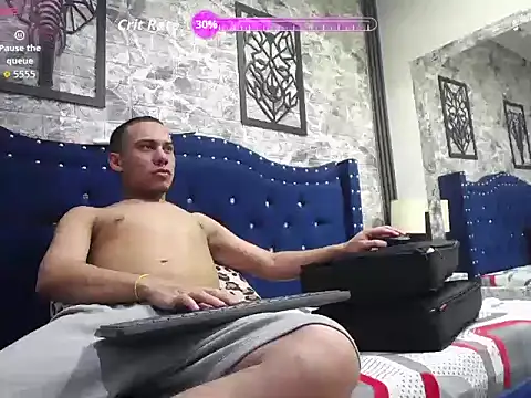 Snapshot of fuck_boy17 chatting on February 2026 03:01:01 AM fuck boy17 online show from February 2026 03:01:01 AM