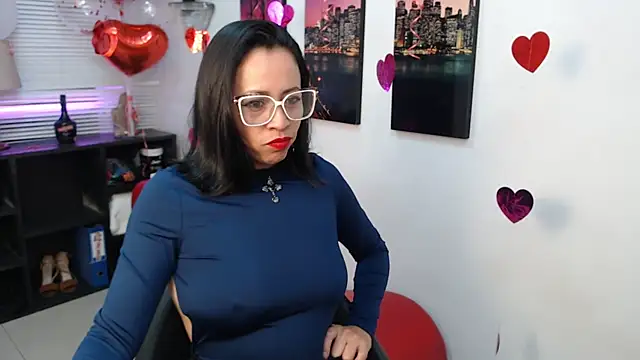 Snapshot of Milfangel1 chatting on February 2026 12:03:01 PM Milfangel1 online show from February 2026 12:03:01 PM