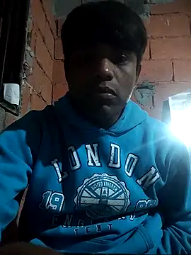 Leoh28 online show from April 2026 04:37:01 AM