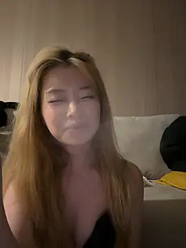 Snapshot of Rabbit-15 chatting on June 2026 01:00:02 PM Rabbit-15 online show from June 2026 01:00:02 PM