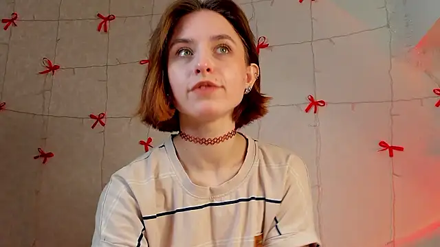 Snapshot of VelvetCaress chatting on February 2026 09:41:01 AM VelvetCaress online show from February 2026 09:41:01 AM