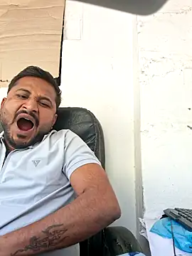 Snapshot of hot---boy1 chatting on February 2026 05:06:01 AM hot---boy1 online show from February 2026 05:06:01 AM