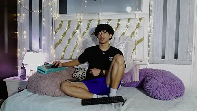 ian smith  online show from February 2026 12:43:02 PM