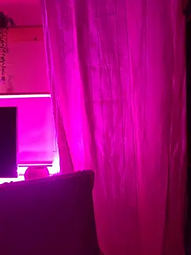 Snapshot of HotDevilGirl_ chatting on February 2026 07:14:02 PM HotDevilGirl online show from February 2026 07:14:02 PM