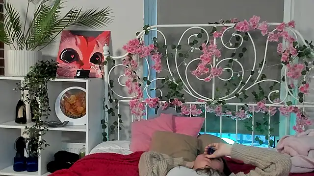 Snapshot of TobiMillinor chatting on March 2026 05:08:02 AM TobiMillinor online show from March 2026 05:08:02 AM