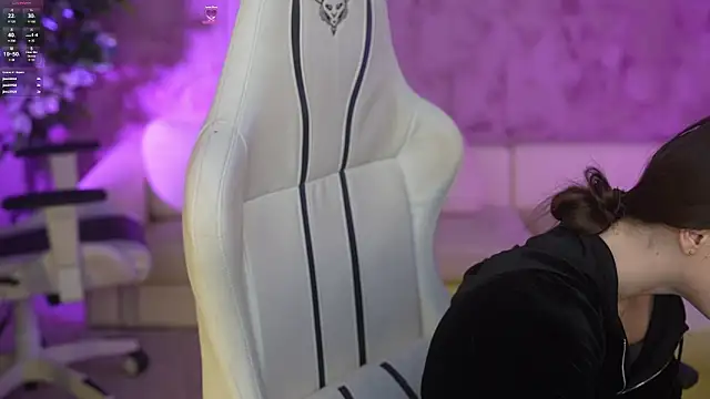 Zlata Sky online show from March 2025 09:37:01 PM