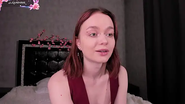 LillianPerry online show from March 2026 07:05:01 PM