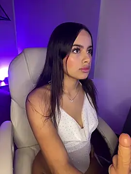 Snapshot of Dulce_pink18 chatting on February 2026 04:25:01 PM Dulce pink18 online show from February 2026 04:25:01 PM