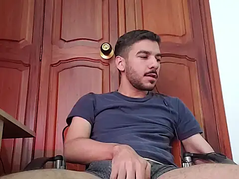 Snapshot of _s33bas chatting on March 2026 12:43:02 PM s33bas online show from March 2026 12:43:02 PM