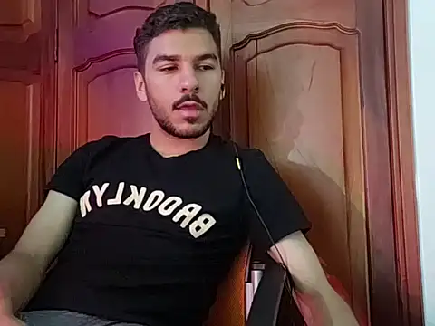 Snapshot of _s33bas chatting on April 2026 12:30:02 PM s33bas online show from April 2026 12:30:02 PM