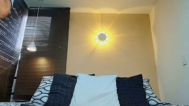 Damon Salvarote S online show from April 2026 07:18:02 PM