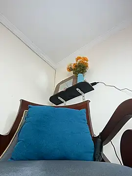 LilaRvsh online show from July 2026 06:35:01 PM