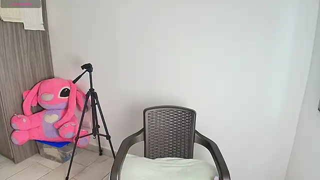 alys love online show from April 2026 03:12:01 PM