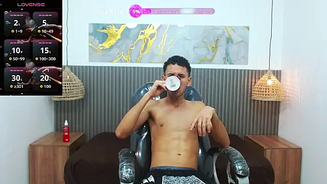 Snapshot of JDWhite18 chatting on February 2026 02:42:02 AM JDWhite18 online show from February 2026 02:42:02 AM