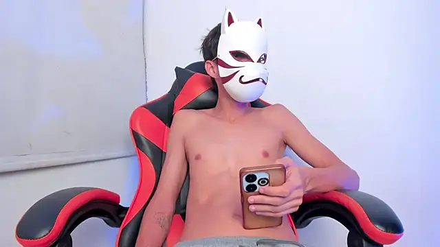 Snapshot of Senpai_Lover_ chatting on February 2026 08:21:01 PM Senpai Lover online show from February 2026 08:21:01 PM