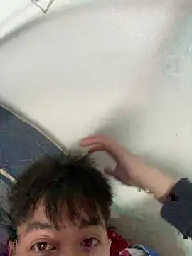 Snapshot of tuncube chatting on February 2026 05:15:01 AM tuncube online show from February 2026 05:15:01 AM