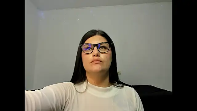 Snapshot of Karina27 chatting on February 2026 04:53:01 AM Karina27 online show from February 2026 04:53:01 AM