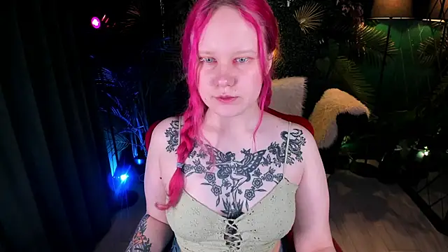 AnnieVibe online show from June 2026 05:40:02 PM