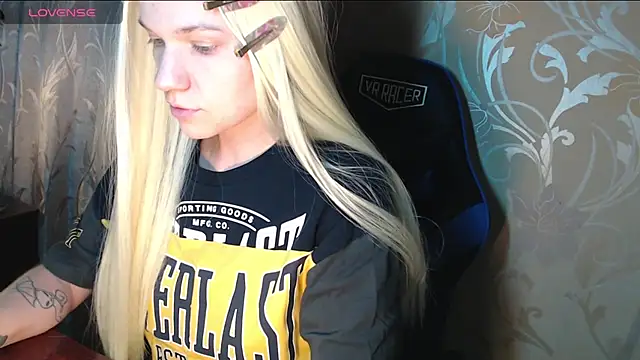 Snapshot of Shiny_Victoria chatting on February 2026 10:44:02 AM Shiny Victoria online show from February 2026 10:44:02 AM