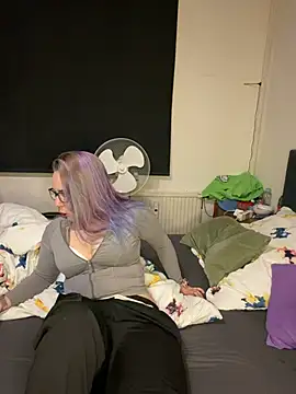 Red desteny online show from March 2026 06:15:02 PM