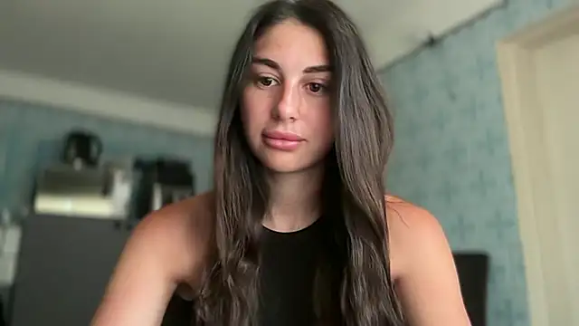LiluMartiznir online show from July 2026 05:34:01 AM