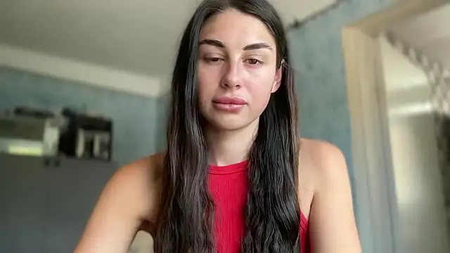 LiluMartiznir online show from July 2026 11:28:01 AM