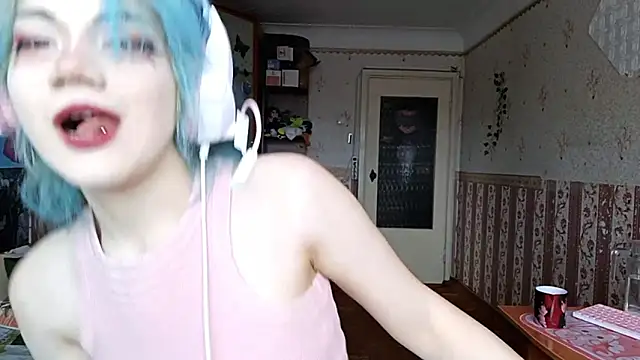 Snapshot of KathernSaulters chatting on February 2026 07:04:01 AM KathernSaulters online show from February 2026 07:04:01 AM