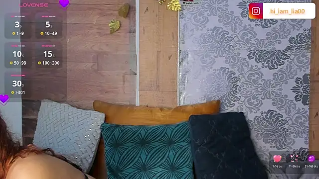 Snapshot of LiaHansson00 chatting on February 2026 04:07:02 PM LiaHansson00 online show from February 2026 04:07:02 PM