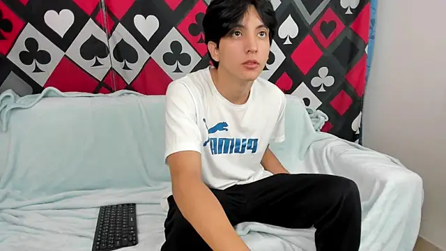 Steerlingxvx online show from February 2026 12:32:02 PM