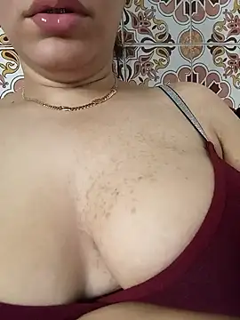 Snapshot of kamilia_sexyy chatting on February 2026 09:52:01 PM kamilia sexyy online show from February 2026 09:52:01 PM