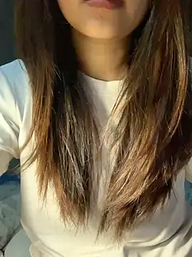 Snapshot of Luna_Babyyy chatting on February 2026 01:32:01 AM Luna Babyyy online show from February 2026 01:32:01 AM