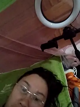 miko nyan2006 online show from February 2026 12:00:01 AM