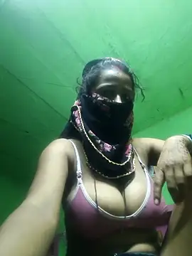 Snapshot of Vinita_cuty chatting on April 2026 01:08:02 PM Vinita cuty online show from April 2026 01:08:02 PM