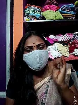 Snapshot of Tamil_Hot_Nisha chatting on April 2026 05:05:02 PM Tamil Hot Nisha online show from April 2026 05:05:02 PM
