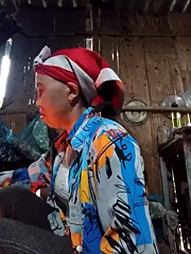 Snapshot of lena-cute chatting on February 2026 11:58:02 PM lena-cute online show from February 2026 11:58:02 PM