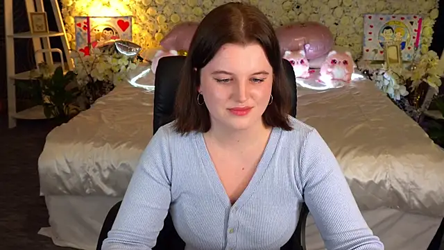 KristiFoxy online show from April 2026 07:08:01 PM