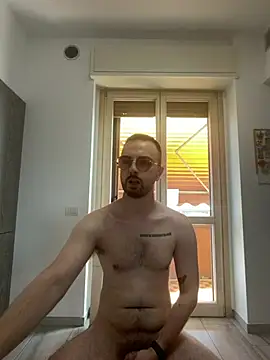 ItalianAlex online show from August 2026 02:08:01 PM
