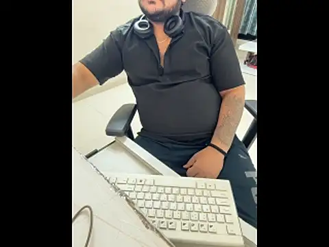 Rah0091 online show from March 2026 06:34:01 PM